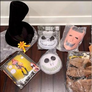 6 brand new Nightmare before Christmas Costumes